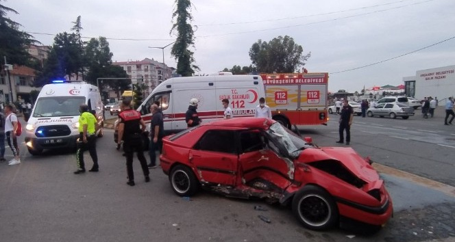 Trn arpt spor otomobil hurdaya dnd: 1 yaral